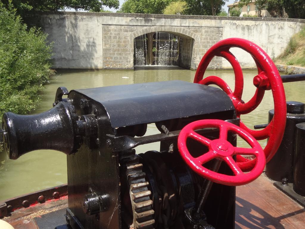 Péniche D'hôtes Mirage Bed and breakfast Carcasona